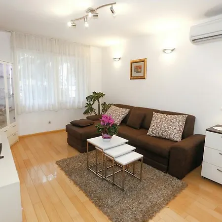 Apartamento Apartman Slavko *
